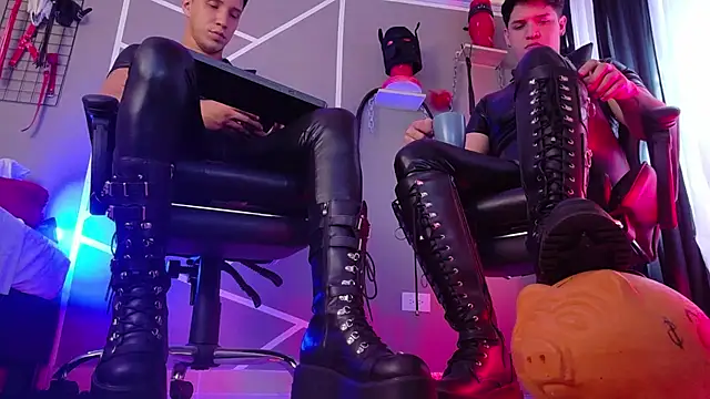 AngeloandEdwardのライブXXXチャット