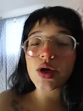 Kuutar Live XXX-Chat