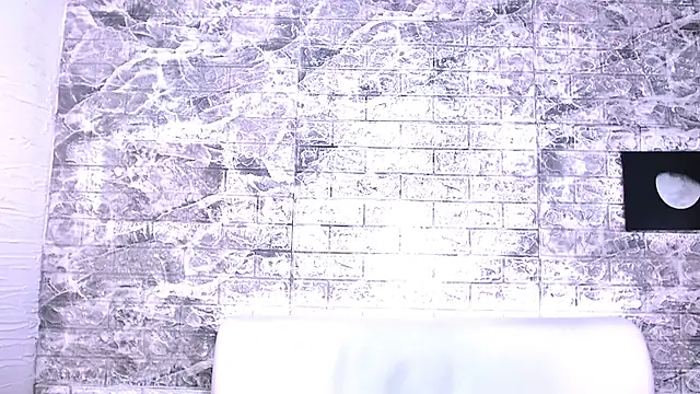 Kenneth_Drake 即時 XXX 聊天