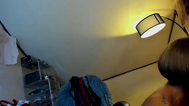 Chatroom XXX en direct de xServiceDollx