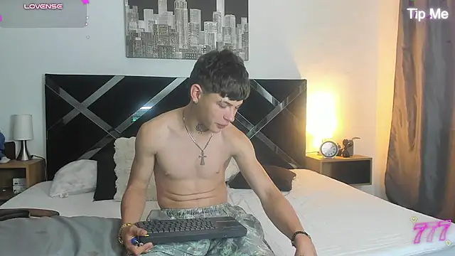 دردشة Jake_hot00 الجنسية المباشرة