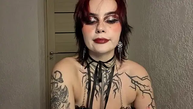 IntrigueYourDay Chat XXX live