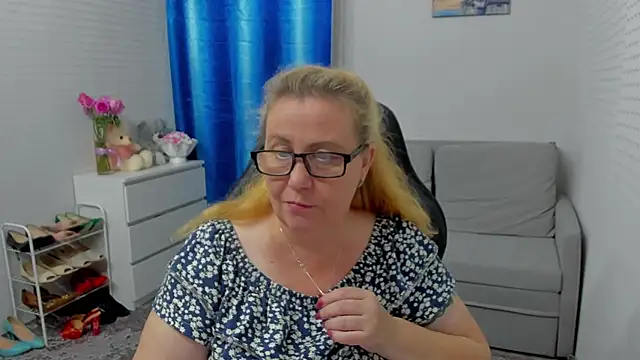 Frau_Martaのウェブカメラショー