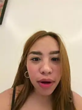 Czat XXX na żywo – Lovely_apple19