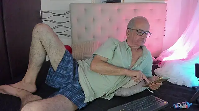 david_holman – Naživo XXX chat
