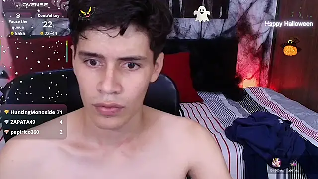 Jacob5_ Live XXX-chat