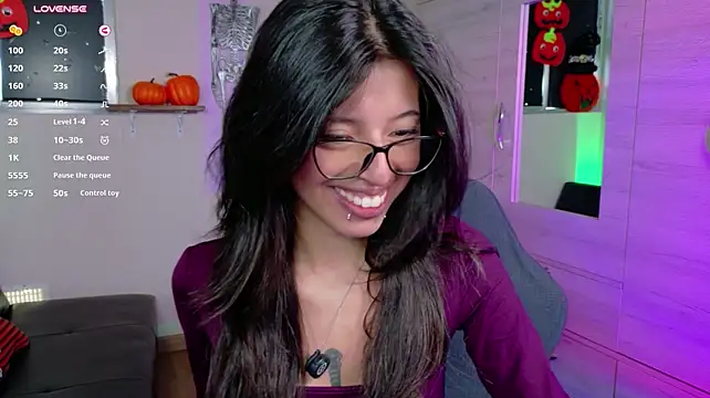NanakoDollx's Live XXX Chat