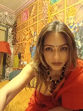 zoyarathore Show in webcam