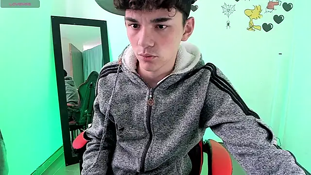 צ'אט XXX בשידור חי של xtanner