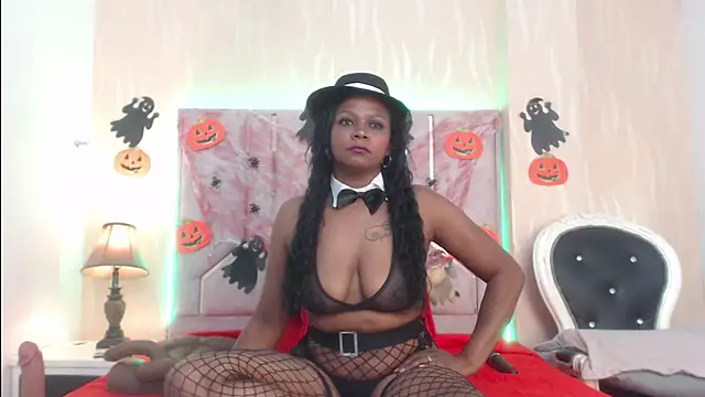LisaBaileys' Live XXX Chat