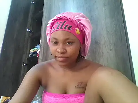 Chat XXX ao vivo de Juicyy_afriq