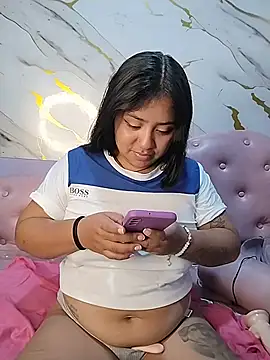 Chat +18 de Amber_Herrera ao vivo