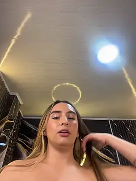 Chat +18 de LuisaSweet_ ao vivo