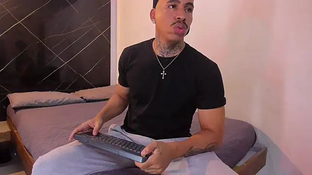 Chirshot_ Live XXX-Chat