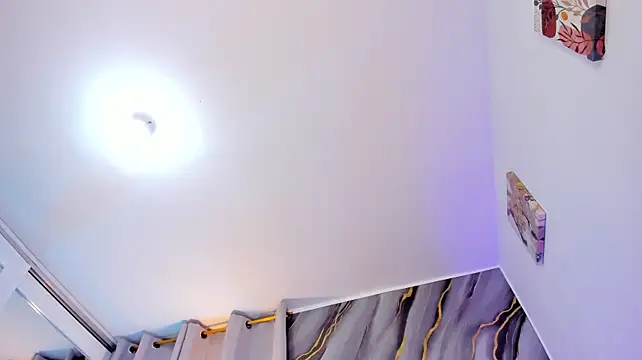 LindaRey1_'s Live XXX Chat