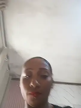 Chat +18 de nessinhacampos ao vivo