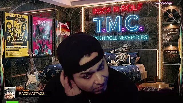 הופעת וובקאם של chino_roz