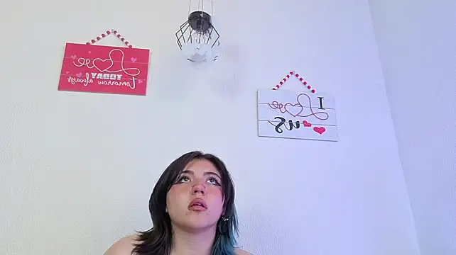 Blueberry_gothicn Live XXX chat
