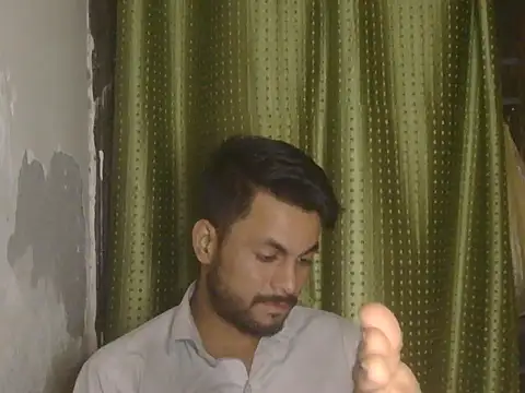 StubborndesiboyのライブXXXチャット
