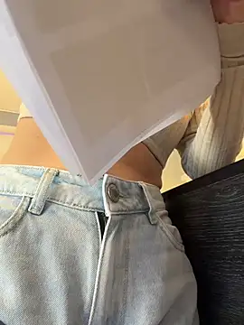 AbyThompson 라이브 XXX 채팅