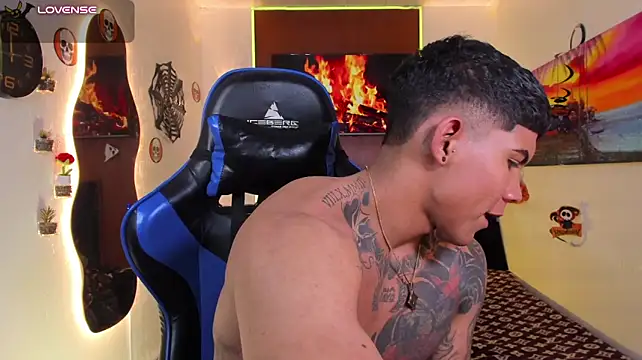 Damian_latinxxx élő XXX-chatje