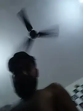 Chat XXX en directo de dhruvplayboy