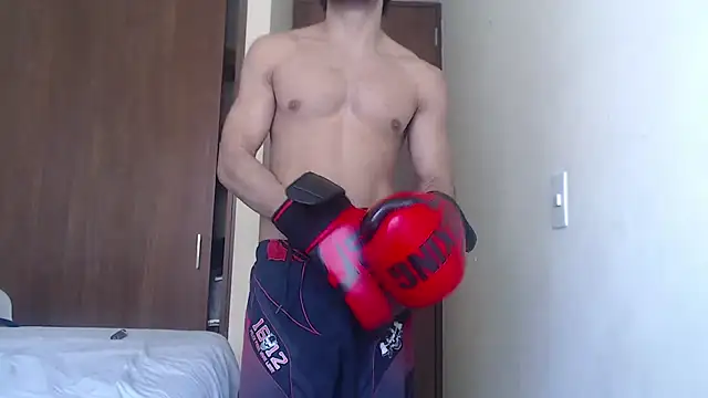 دردشة Taylor_DiamondBoy الجنسية المباشرة