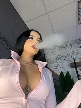 BustyAngelXXX: απευθείας συνομιλία ΧΧΧ