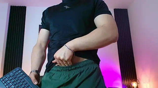 Alexander_Connor Chat XXX live