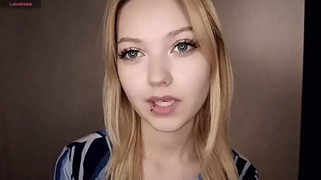 Chat XXX en directo de ChantellStremmel