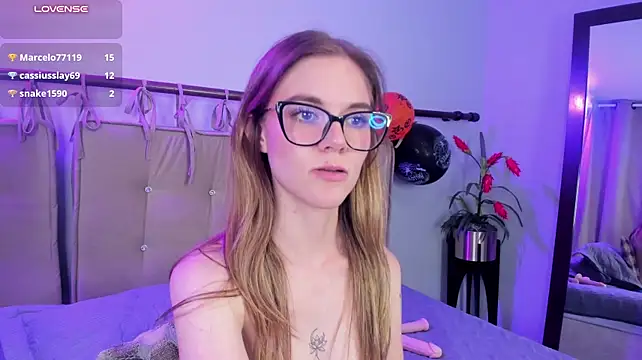 cassey_rose Adlı Modelin Canlı XXX Sohbeti
