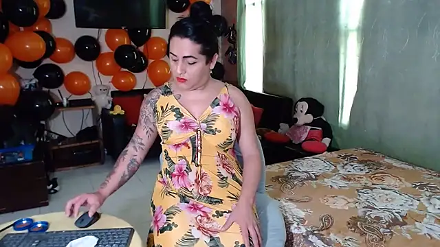 Sashaferrari2000 Live XXX-Chat