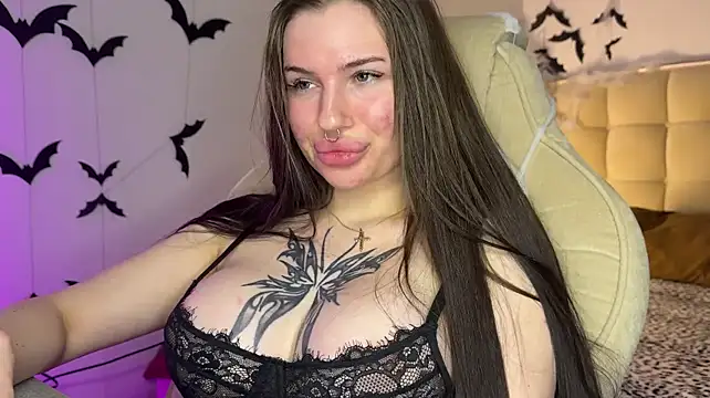 Živý XXX chat MarlynRobertsen