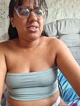 ZaidaWet Adlı Modelin Canlı XXX Sohbeti