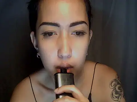 XXnaughty_08XX: απευθείας συνομιλία ΧΧΧ