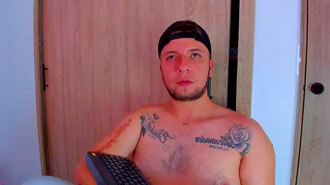 XXX chat uživo modela karl_kai