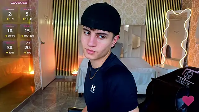 Živý XXX chat Kyler_tay