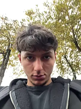 crazyboyy3 webcam show