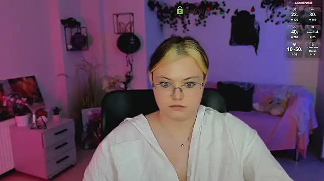 Онлайн чат XXX nikole_kitt