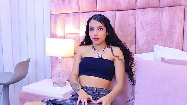 MiaLauren Live XXX chat