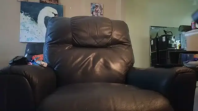 Single_White_Male's Live XXX Chat