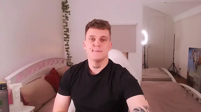 XXX chat uživo modela HotVanee