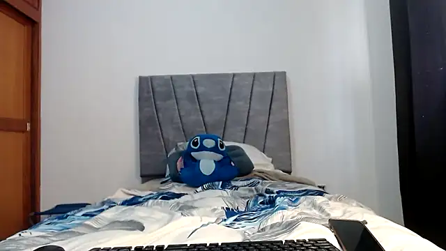 XXX chat uživo modela AllexJacob