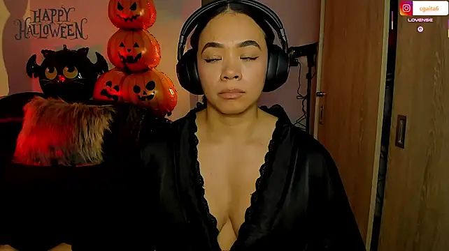Онлайн чат XXX carolgaita