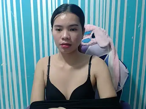 Sweet_Pinay_69s' Live XXX Chat