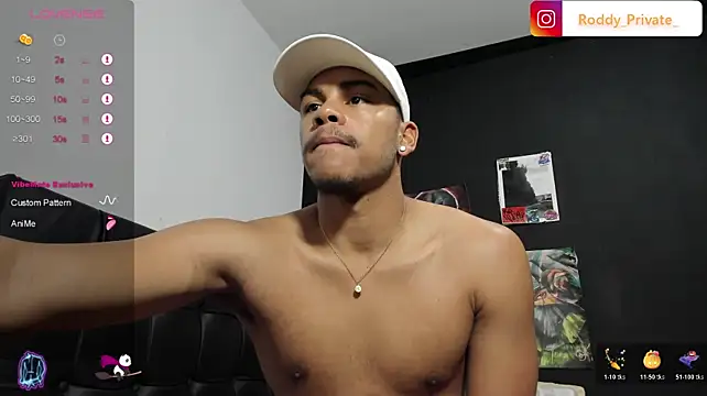 Chat XXX ao vivo de RoddyRich11