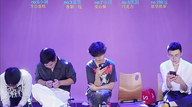 junlangshaonian's Live XXX Chat