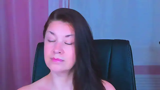 Chatroom XXX en direct de AnaMills