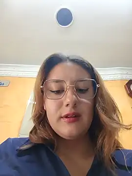 LuisaLean – Live XXX-chat