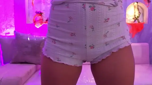 Andrea_Tx's Live XXX Chat